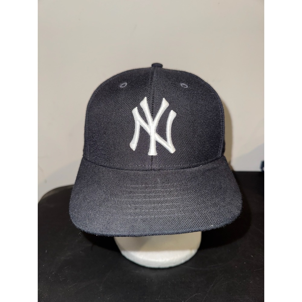 Vintage 90's MLB New York Yankees‎ Team Issued Forty Seven Brand Adjustable Hat